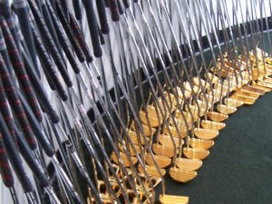 gold-putters-016